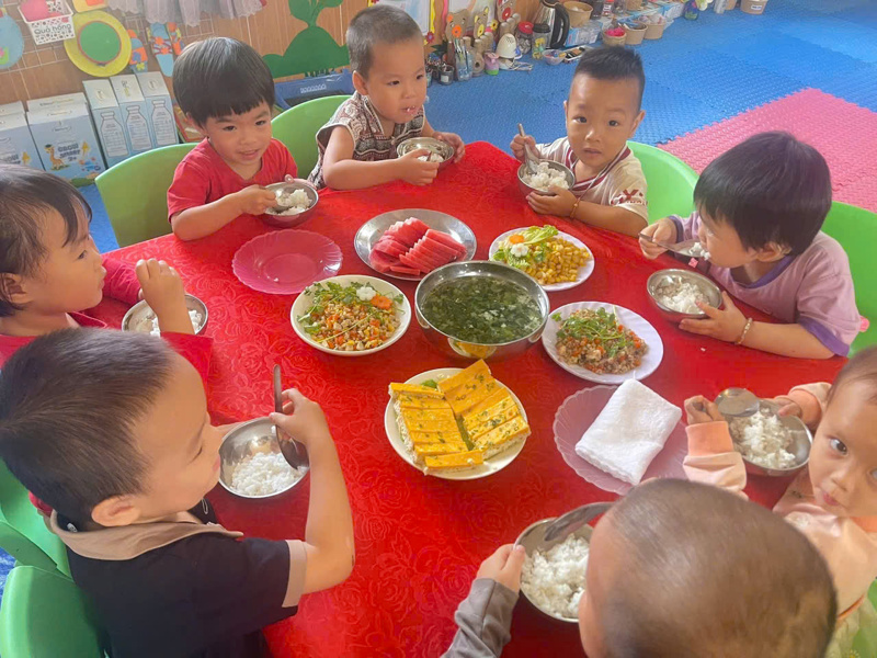 BỮA ĂN THÂN THIỆN - NIỀM VUI CỦA TRẺ MỖI NGÀY