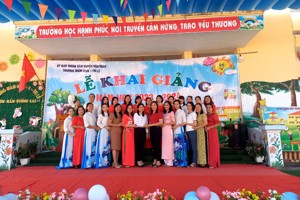 CHÀO ĐÓN NGÀY KHAI GIẢNG NĂM HỌC MỚI NĂM HỌC 2023-2024